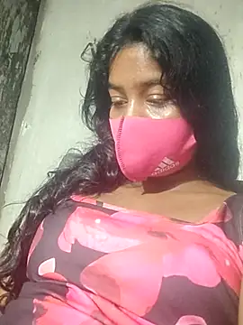 Snapshot of POOJA999 chatting on November 5, 7:47 pm POOJA999 online show from November 5, 7:47 pm