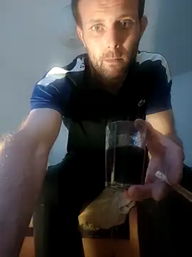 Snapshot of SexSavrem06 chatting on October 7, 4:48 pm SexSavrem06 online show from October 7, 4:48 pm