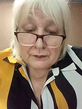 Alexia64231 online show from November 19, 3:34 pm