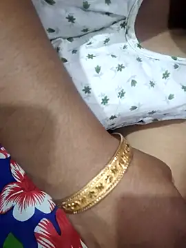 Bhabi-Hot0 online show from November 17, 6:30 am