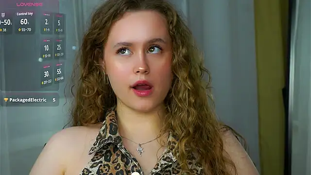 SusannaScholler online show from October 8, 6:27 pm