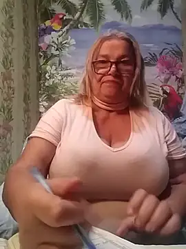 Snapshot of MargaritaSweet51 chatting on November 9, 11:47 pm MargaritaSweet51 online show from November 9, 11:47 pm