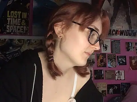 Snapshot of ivysplayhouse chatting on October 17, 4:42 pm ivysplayhouse online show from October 17, 4:42 pm