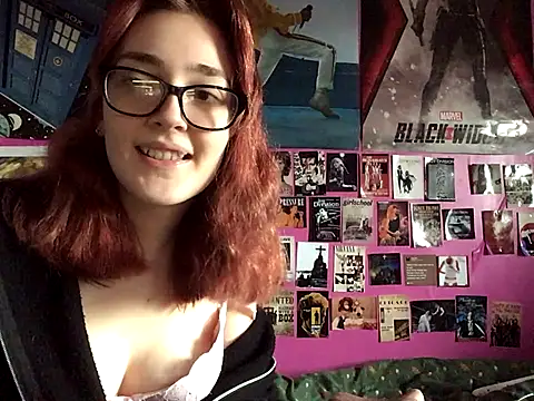 Snapshot of ivysplayhouse chatting on October 18, 11:33 am ivysplayhouse online show from October 18, 11:33 am