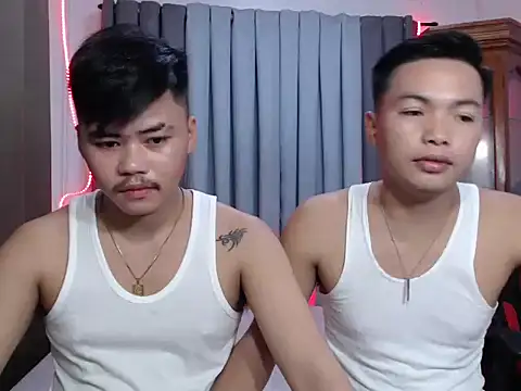 hot emman online show from November 12, 7:31 am