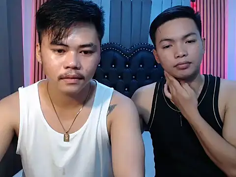 hot emman online show from December 2, 4:18 am