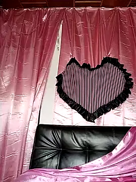 Snapshot of oxxy_jean chatting on November 15, 2:57 pm oxxy jean online show from November 15, 2:57 pm