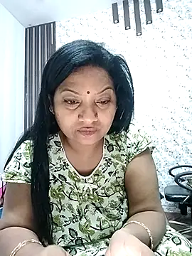 Snapshot of Cute-Janvi20 chatting on December 5, 6:44 am Cute-Janvi20 online show from December 5, 6:44 am