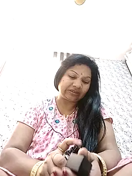 Cute-Janvi20 online show from February 26, 6:23 am