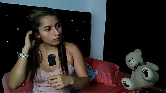 Snapshot of abella-lemus chatting on October 6, 1:58 am abella-lemus online show from October 6, 1:58 am