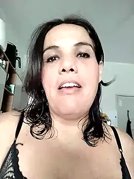 Snapshot of Bellapotencia1985 chatting on September 12, 11:21 am Bellapotencia1985 online show from September 12, 11:21 am