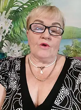 VioletSweet5566 online show from September 19, 1:45 pm