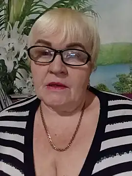 VioletSweet5566 online show from November 18, 1:37 pm