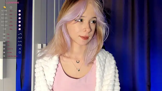 Snapshot of MiSeki chatting on November 6, 1:28 am MiSeki online show from November 6, 1:28 am