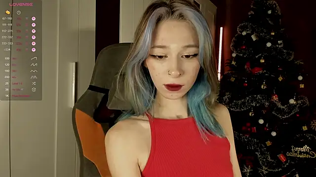 Snapshot of MiSeki chatting on December 17, 3:34 am MiSeki online show from December 17, 3:34 am