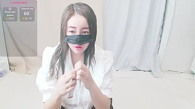 Snapshot of Anna-03 chatting on September 11, 3:17 am Anna-03 online show from September 11, 3:17 am