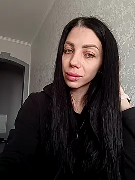 Snapshot of Princessa99885 chatting on October 27, 7:12 am Princessa99885 online show from October 27, 7:12 am