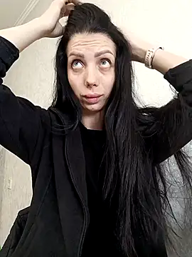 Snapshot of Princessa99885 chatting on November 6, 7:42 am Princessa99885 online show from November 6, 7:42 am