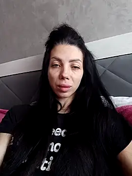 Snapshot of Princessa99885 chatting on November 13, 9:08 am Princessa99885 online show from November 13, 9:08 am