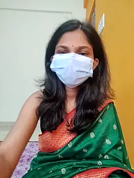 Shivani2002 online show from November 28, 1:30 am