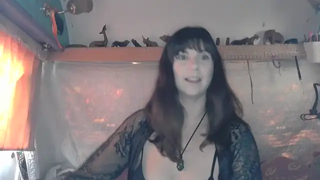 Skye DD T online show from November 13, 9:08 am