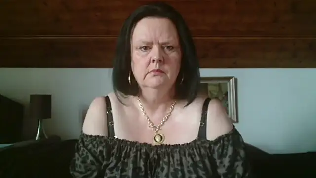 TiffanyMature online show from October 2, 8:43 am