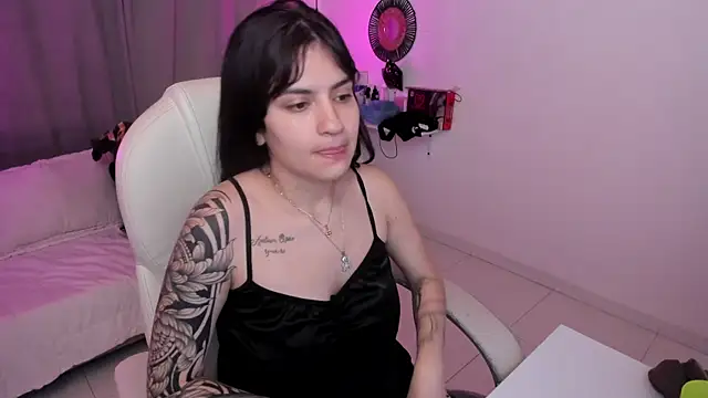 Snapshot of kurito_ chatting on October 8, 4:10 am kurito online show from October 8, 4:10 am