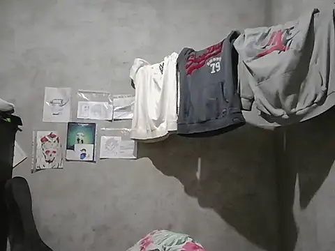 dirty model online show from April 13, 9:42 pm