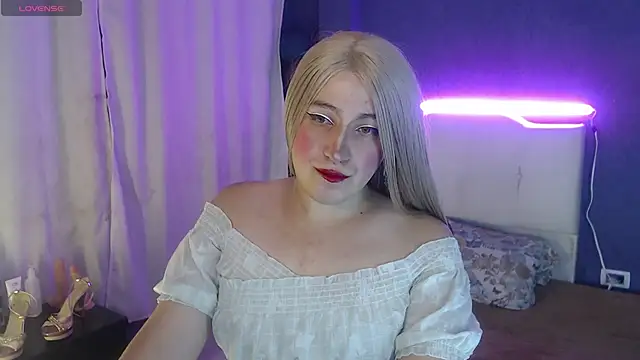 Snapshot of vero_444 chatting on September 12, 9:31 am vero 444 online show from September 12, 9:31 am