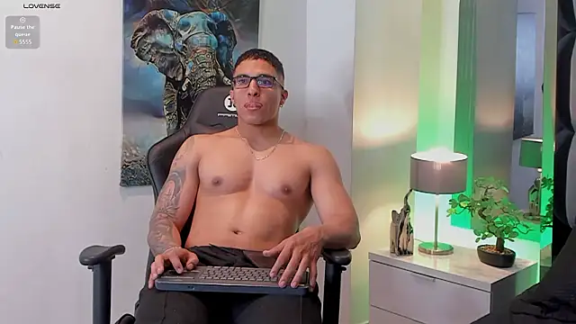 Dash Bukoski online show from February 22, 2:59 pm