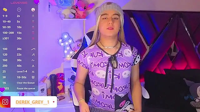 derek greyy  online show from October 8, 3:53 pm