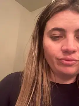 M1l3yD3w online show from October 11, 2:33 am