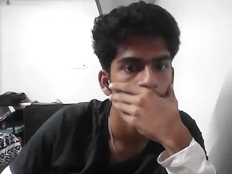 Snapshot of kjohn20 chatting on October 1, 8:26 pm kjohn20 online show from October 1, 8:26 pm