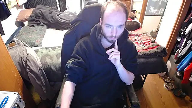 womenhateme69 online show from November 22, 5:28 am