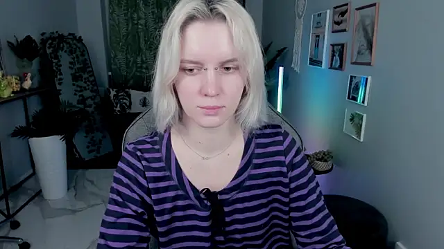 BethanyCloud online show from March 23, 5:22 am