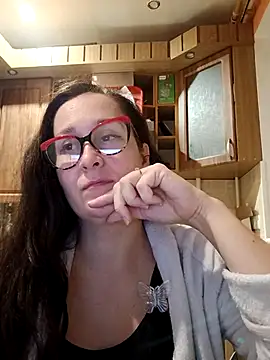 Amandda  online show from October 17, 5:59 pm