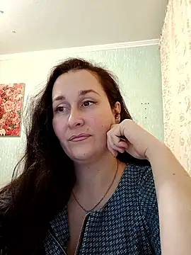 Amandda  online show from January 8, 5:48 pm