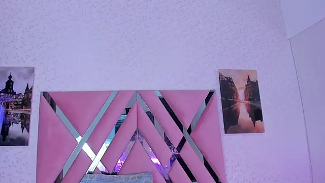 Snapshot of victoriavelasquez chatting on September 13, 11:32 am victoriavelasquez online show from September 13, 11:32 am