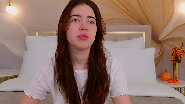 KimberlyBond online show from October 7, 3:09 pm