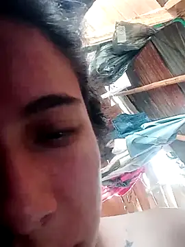 Snapshot of MiaCours chatting on December 13, 8:25 pm MiaCours online show from December 13, 8:25 pm