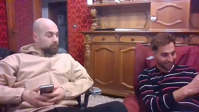 Snapshot of omihaze94 chatting on December 19, 3:52 pm omihaze94 online show from December 19, 3:52 pm