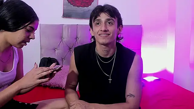 AndretiiAndCamila online show from October 6, 7:11 pm