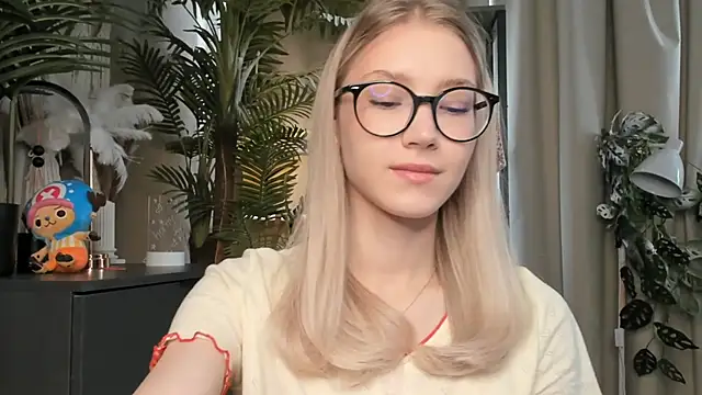 ChinBonnell online show from March 26, 5:46 am