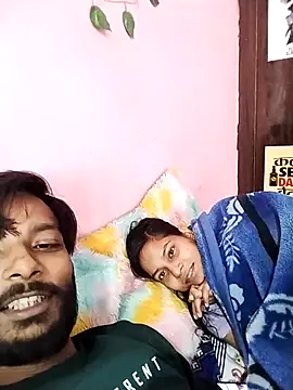 Snapshot of DesiRussi chatting on November 9, 10:35 am DesiRussi online show from November 9, 10:35 am