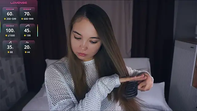 Snapshot of KayleenCurtis chatting on November 13, 5:28 am KayleenCurtis online show from November 13, 5:28 am