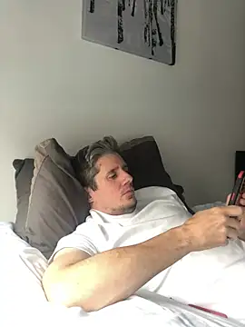 shyandchilling online show from June 6, 4:01 pm