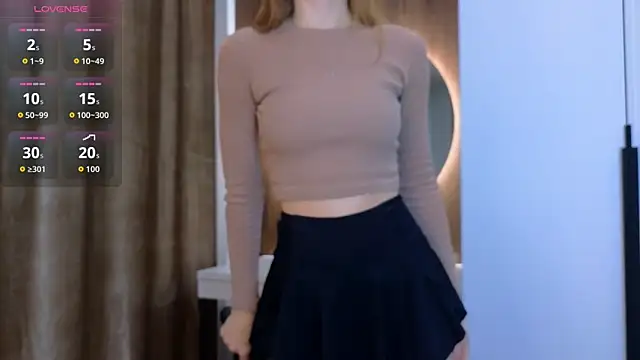 LouisaChaobal online show from November 24, 1:49 am