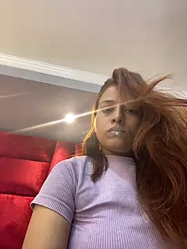 Snapshot of VictoriaFerro chatting on October 14, 2:07 pm VictoriaFerro online show from October 14, 2:07 pm