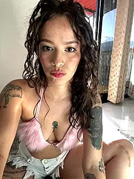 alysa g  online show from September 20, 10:00 pm