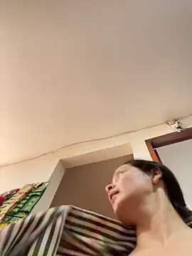 Snapshot of Mia_jhoonson chatting on November 28, 12:08 pm Mia jhoonson online show from November 28, 12:08 pm